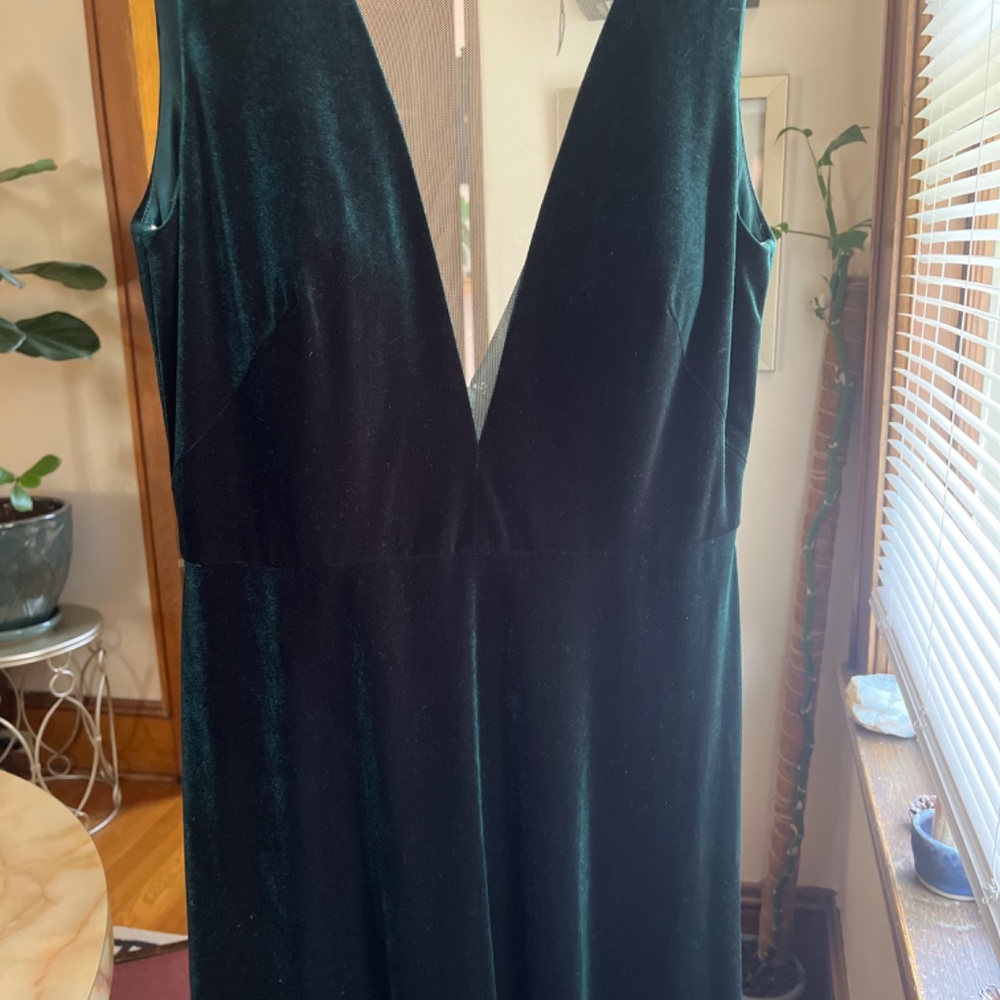 Jenny Yoo- The Logan (emerald size 12) - Picture 2 of 5